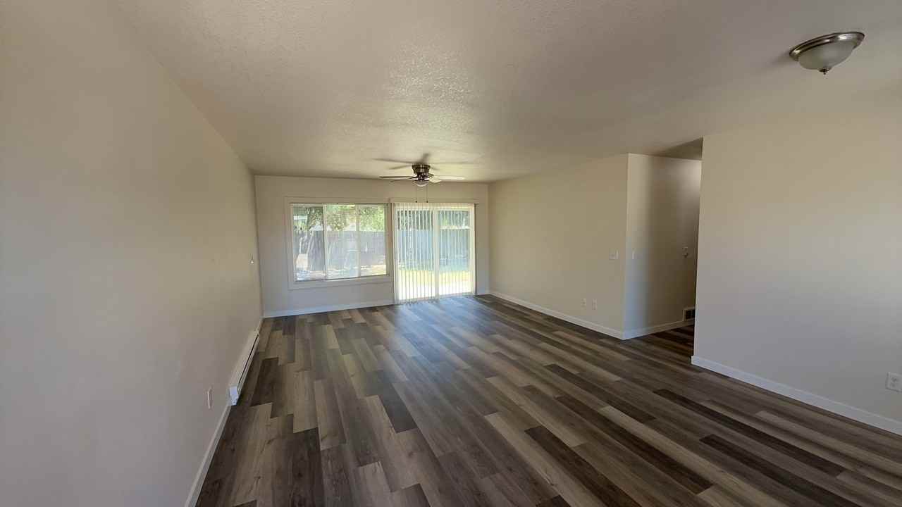 3322 Tierra Dr Ne - Photo 3 of 21