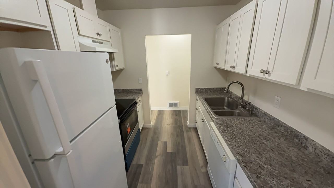 3322 Tierra Dr Ne - Photo 4 of 21