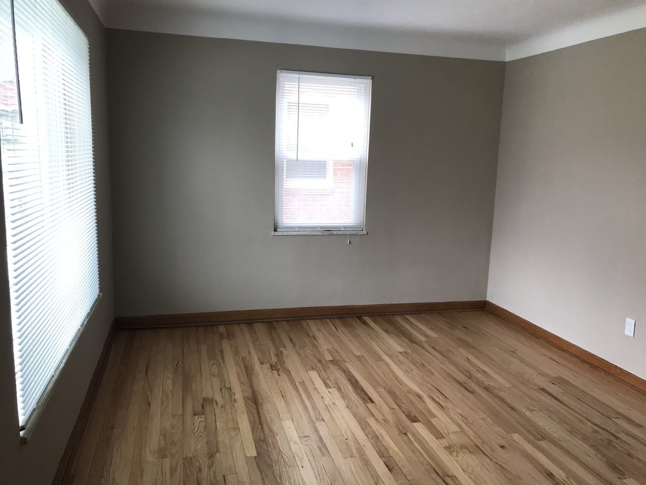 3322 Brookdale Ave - Photo 5 of 9