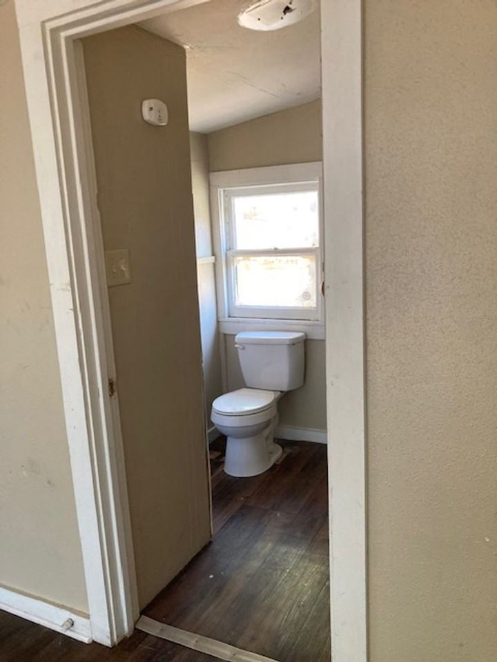2130 S 2nd St - Photo 5 of 15