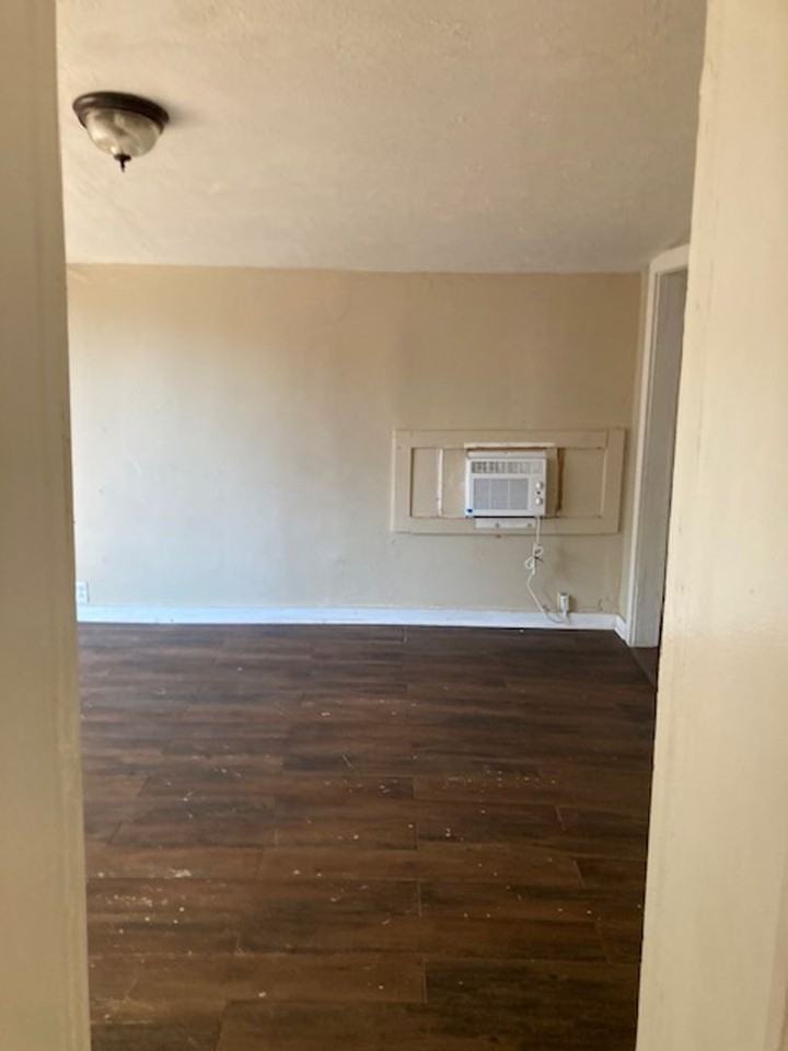 2130 S 2nd St - Photo 6 of 15