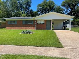 featured image of 4212 Elaine St
