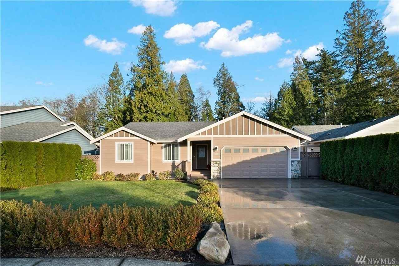 6076 Captains Way - Photo 2 of 9