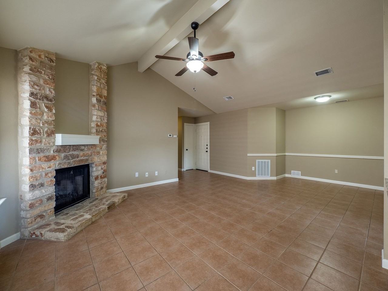 16829 Whitebrush Loop - Photo 5 of 17