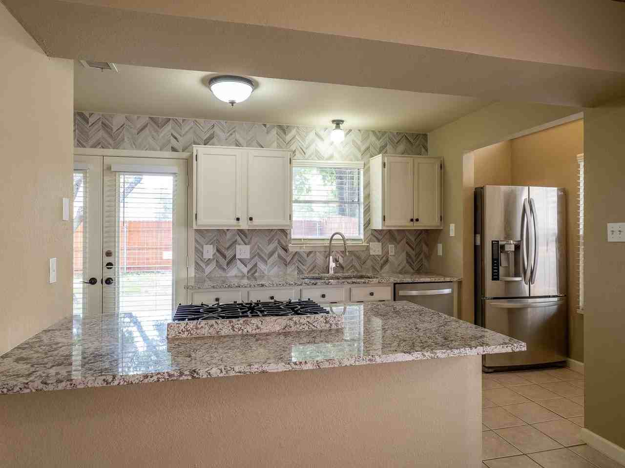 16829 Whitebrush Loop - Photo 7 of 17