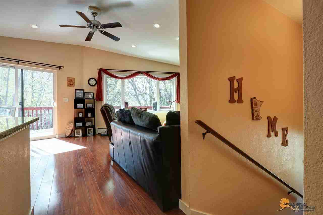 10137 Birch Ln - Photo 6 of 47