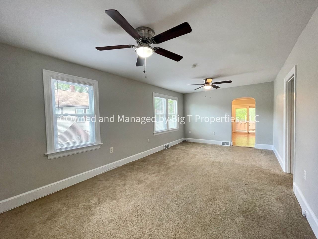 401 Pennsylvania Ave - Photo 3 of 11
