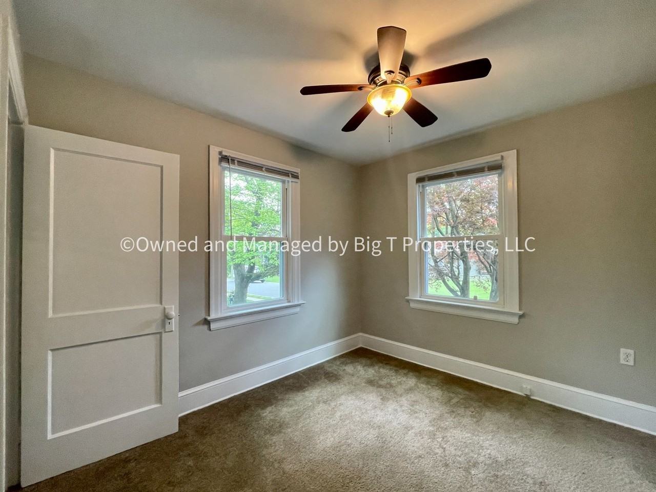 401 Pennsylvania Ave - Photo 4 of 11