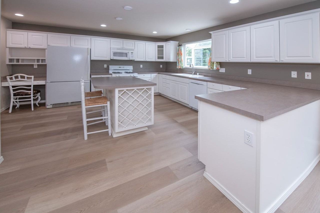 5423 Cape Seville Dr - Photo 2 of 42