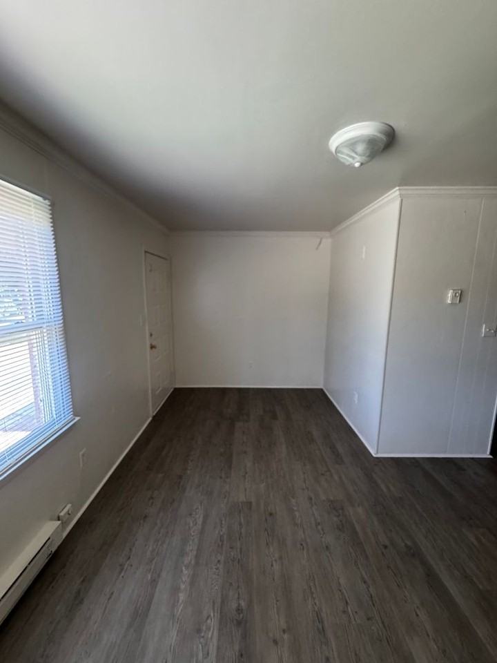 6016 Leo Dr - Photo 6 of 15