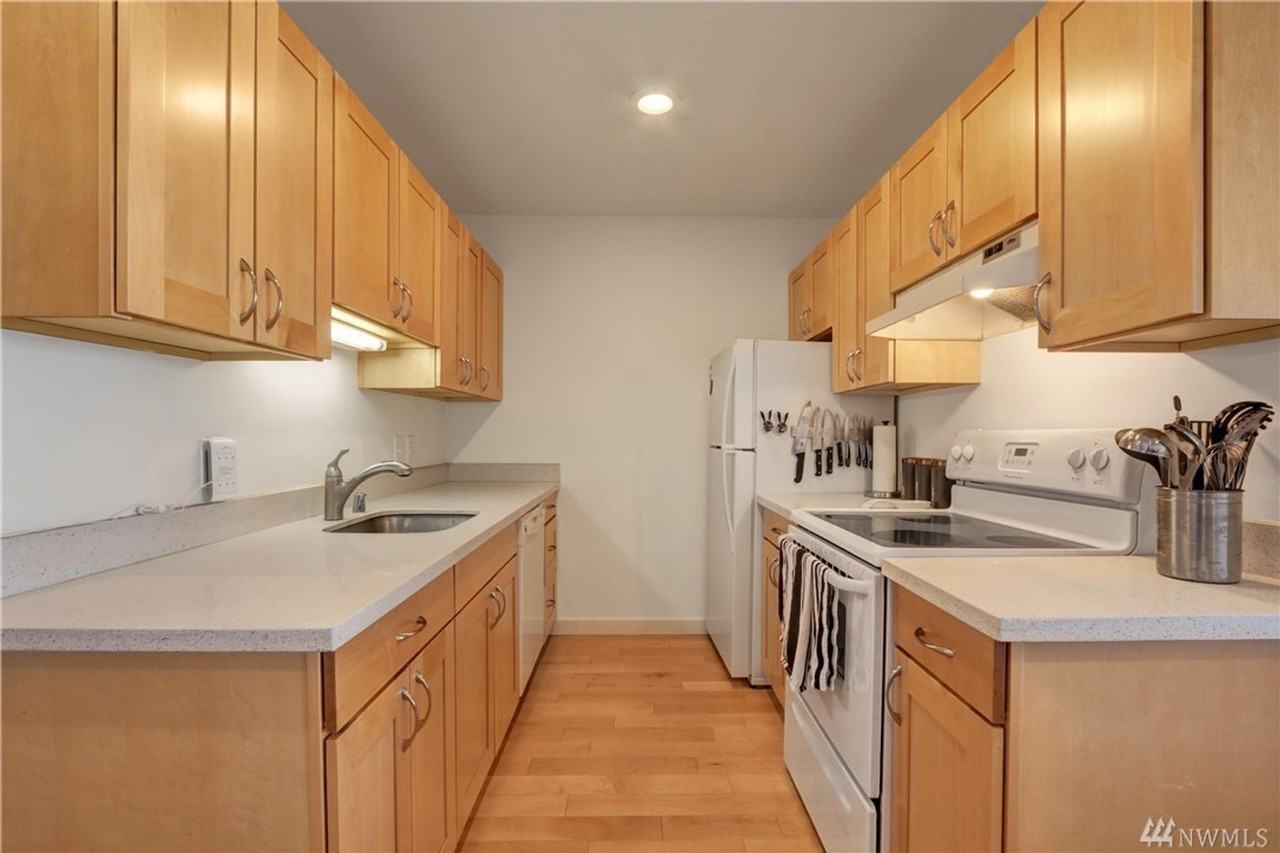 400 Melrose Ave E #506 - Photo 4 of 19