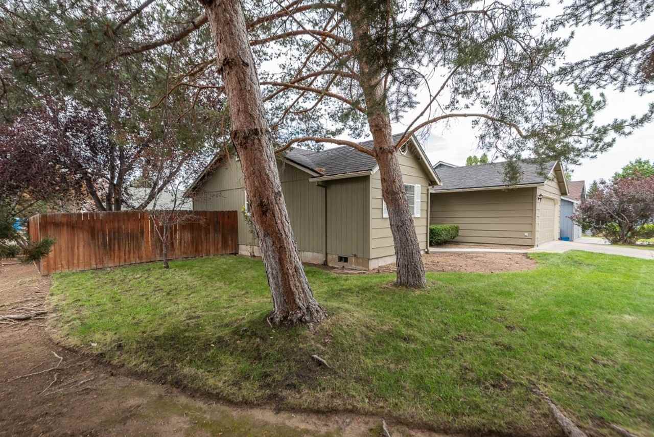 63251 Gallop Ct - Photo 3 of 28