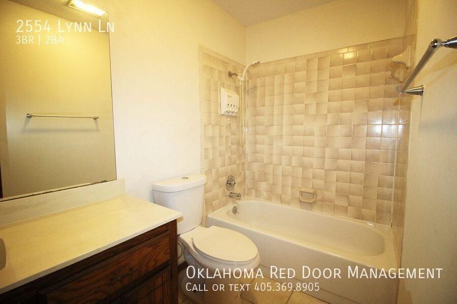 2554 Lynn Ln - Photo 6 of 17