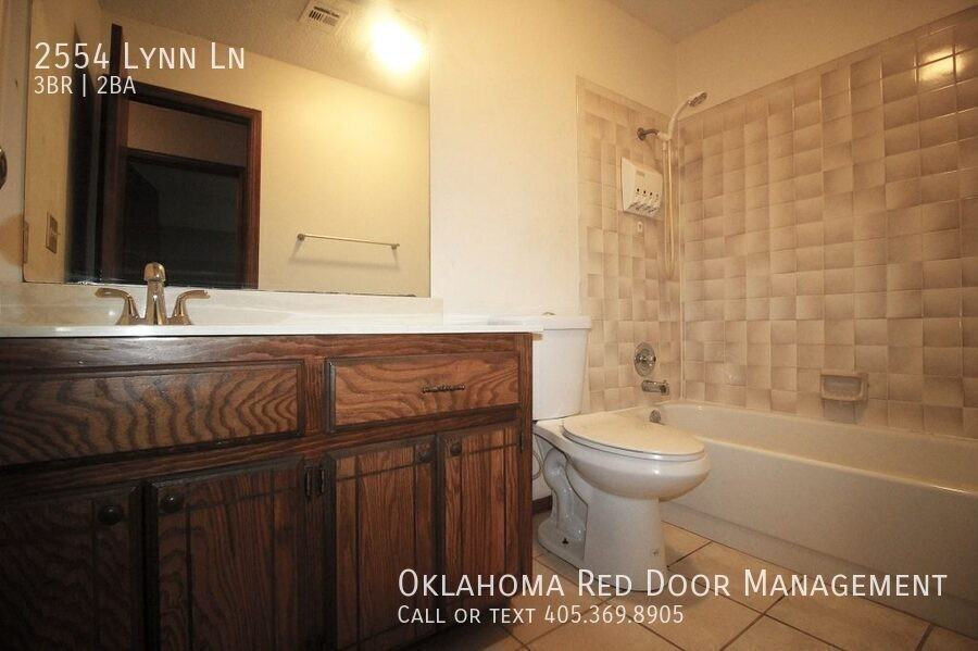 2554 Lynn Ln - Photo 7 of 17