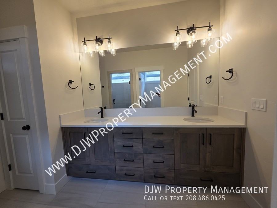 290 E Mayfield Springs Blvd - Photo 7 of 8