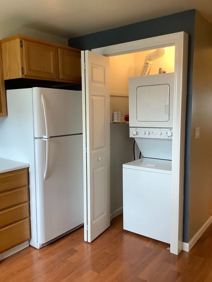 327 N Main St #2 - Photo 5 of 15