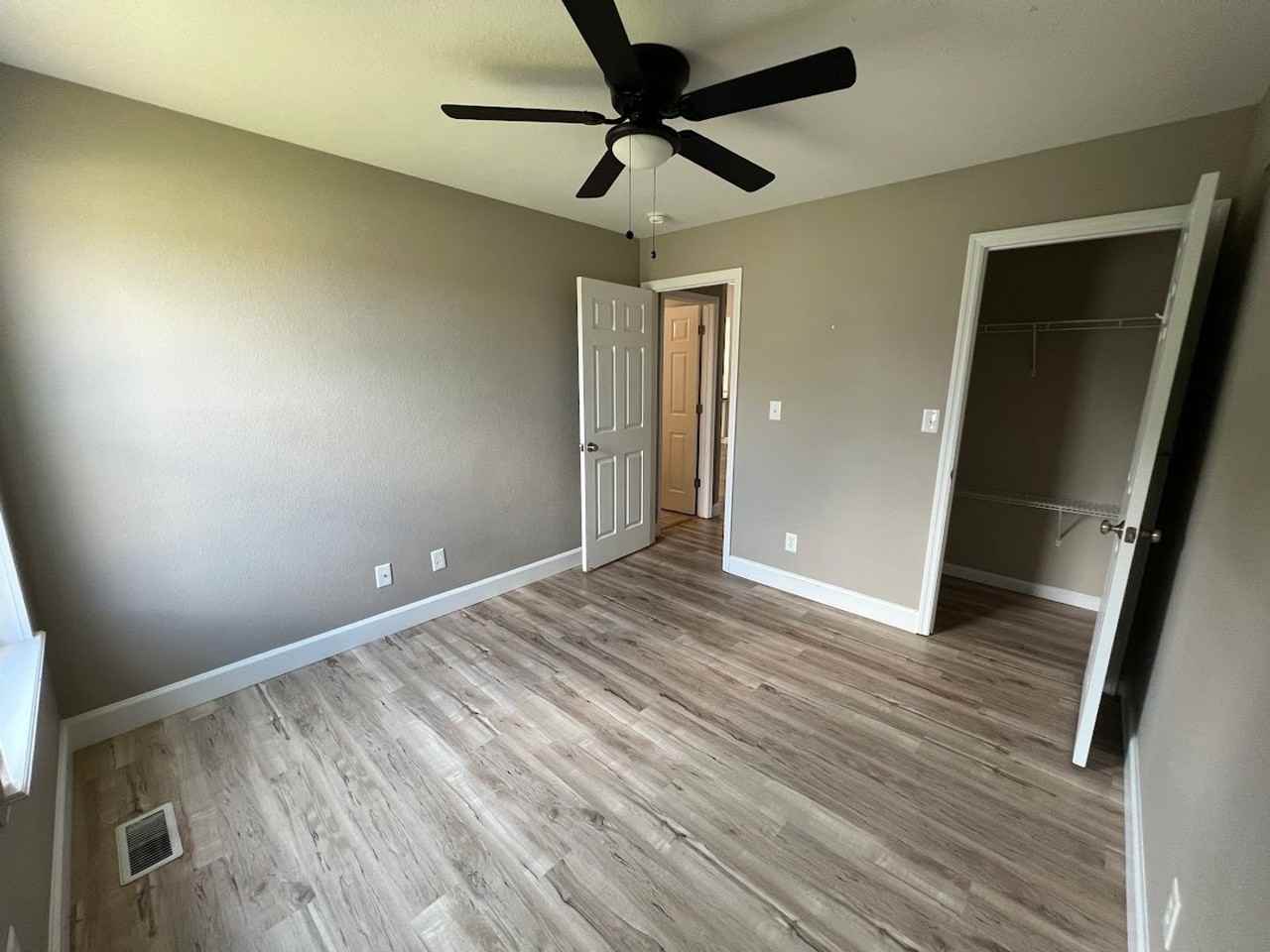 129 Kale Ct - Photo 4 of 11