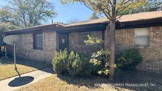 2219 26th St #B - Photo 1 of 1
