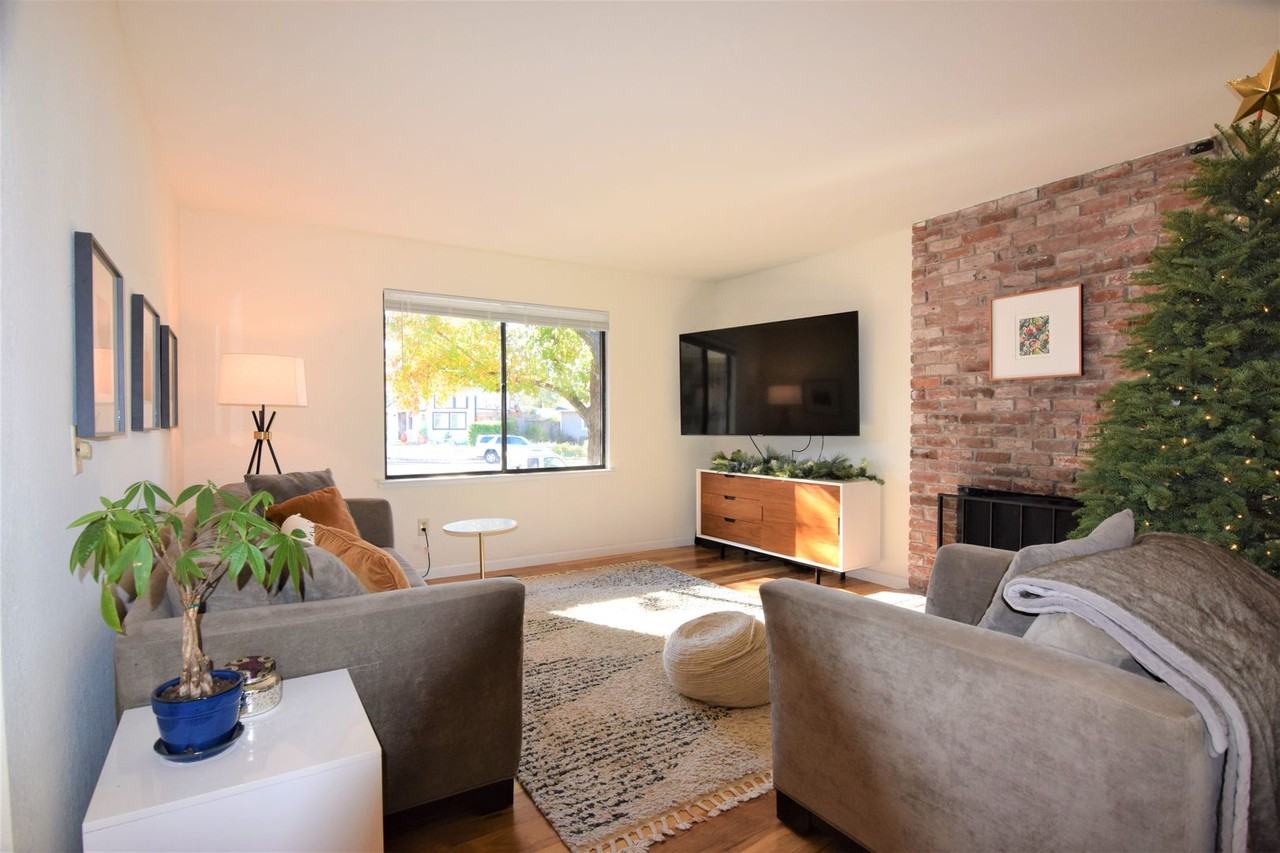 114 Melody Ct - Photo 4 of 45