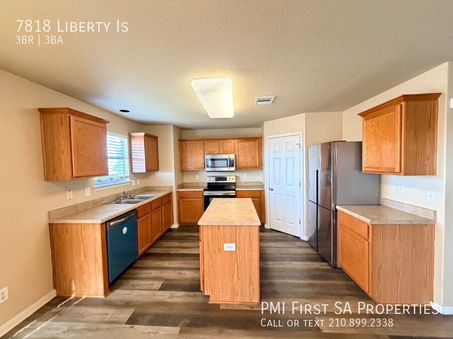 7818 Liberty Is - Photo 3 of 16