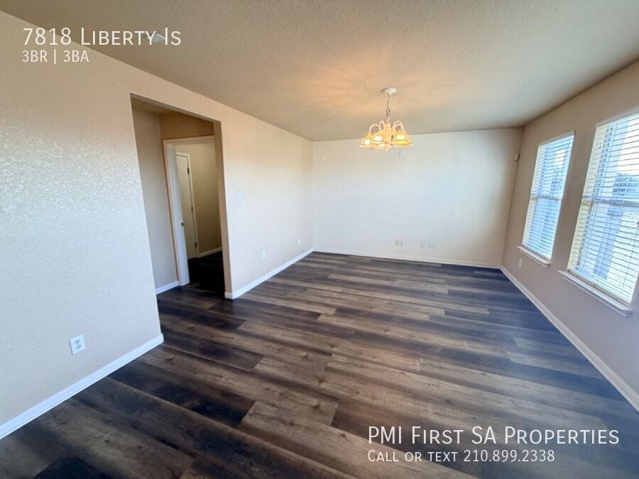 7818 Liberty Is - Photo 4 of 16