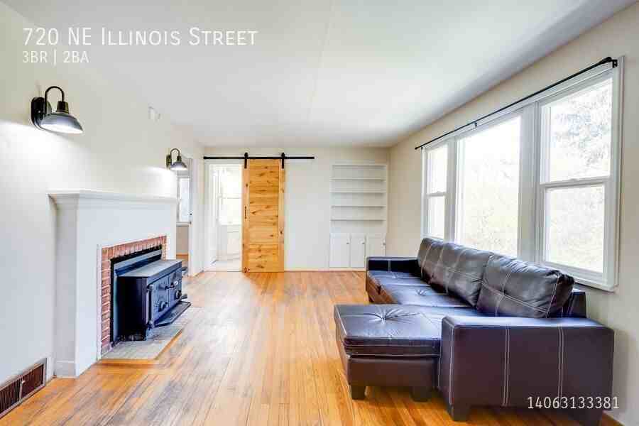 720 Ne Illinois St - Photo 6 of 25