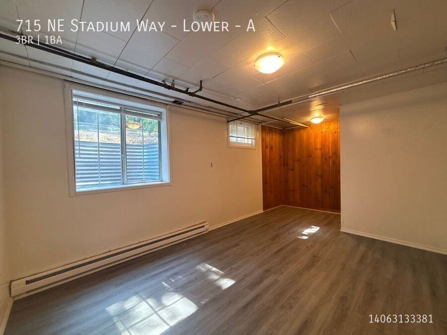 715 Ne Stadium Way Lowr #A - Photo 7 of 13