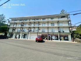 605 S Grand Ave - Photo 1 of 1