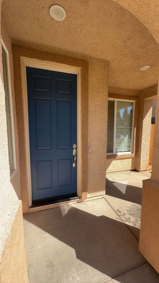 2390 River Rock Dr - Photo 3 of 28