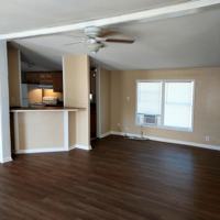 featured image of 2 Live Oak Ln