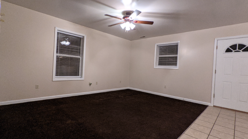 100 Schultze St - Photo 5 of 15