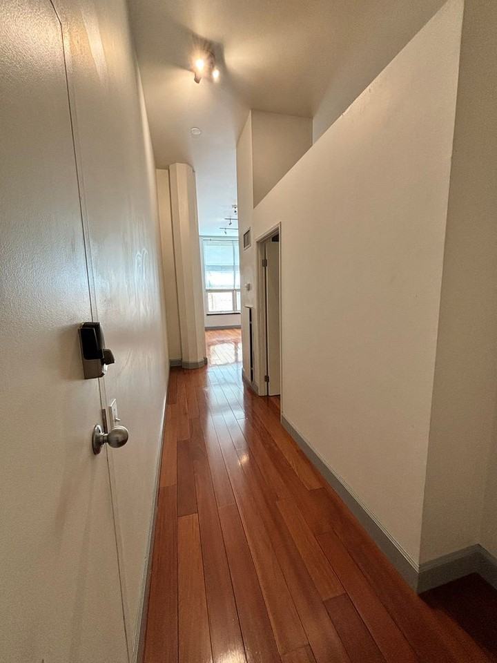 720 16th St - Photo 3 of 13