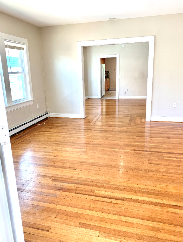 104 Carrington Ave #2 - Photo 5 of 11