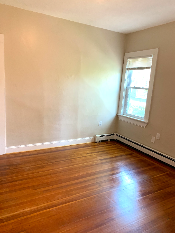 104 Carrington Ave #2 - Photo 7 of 11