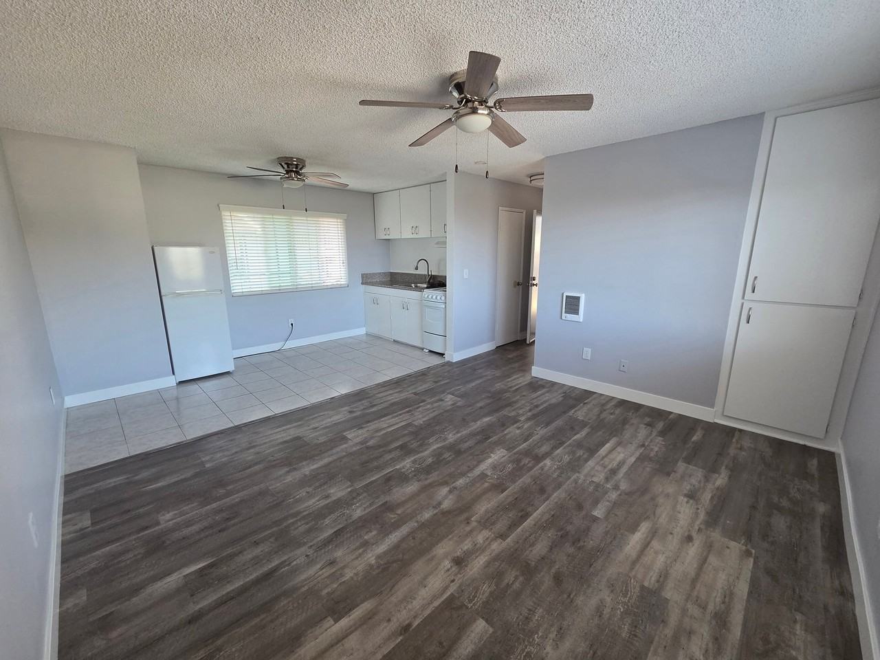 28151 Highridge Rd - Photo 2 of 6