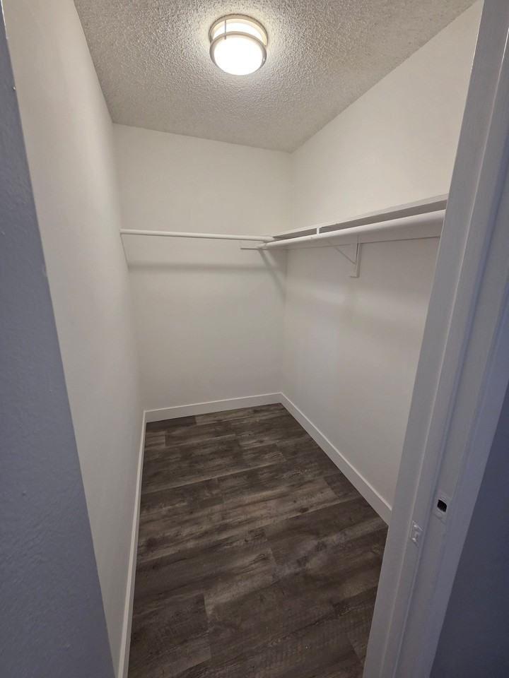 28151 Highridge Rd - Photo 6 of 6