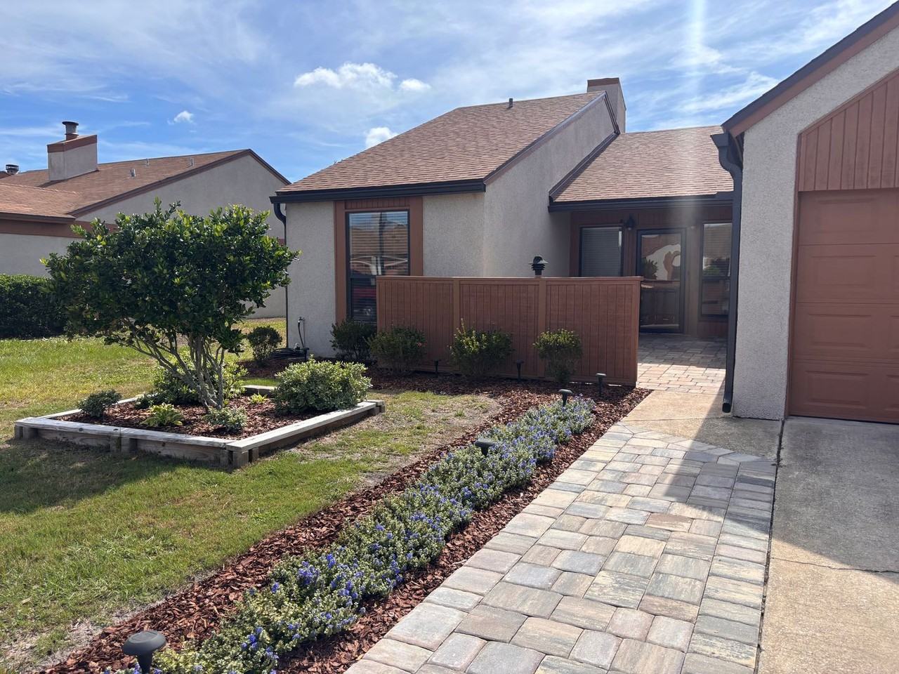 7823 Fawn Brook Cir E - Photo 5 of 30