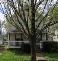 featured image of 982 Collinwood Ave