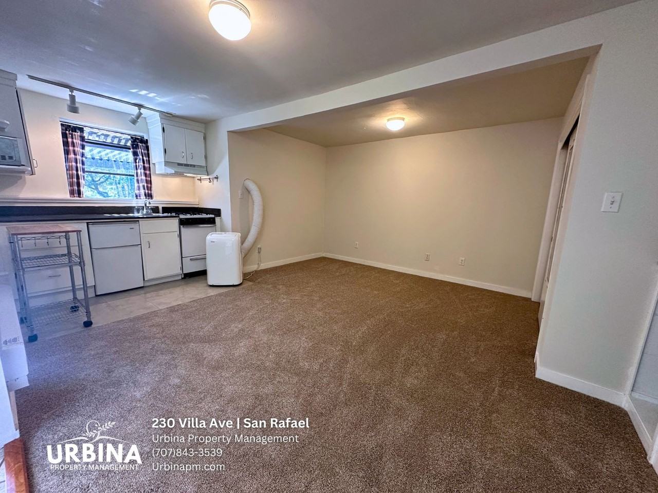 230 Villa Ave - Photo 3 of 11