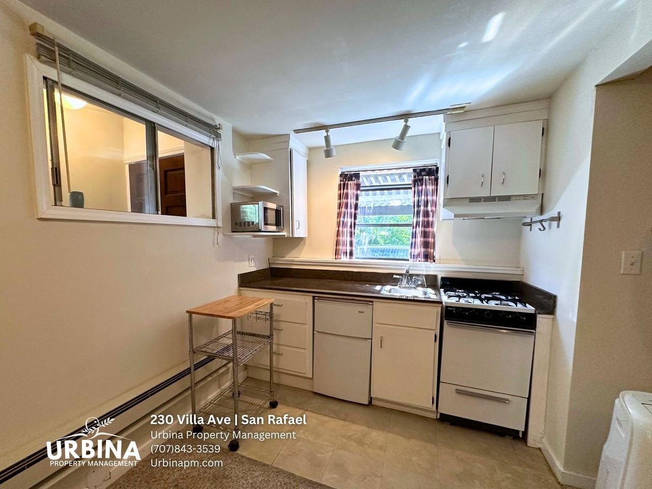 230 Villa Ave - Photo 6 of 11