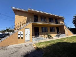featured image of 1401 E 78th St
