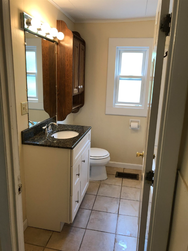 12 Gooden Dr #1 - Photo 3 of 6