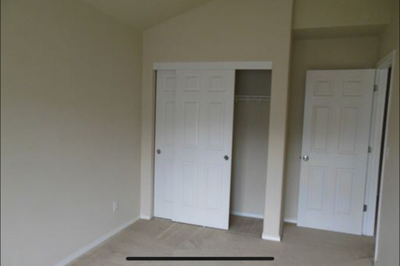 3205 Nw Foxtail Pl - Photo 5 of 10