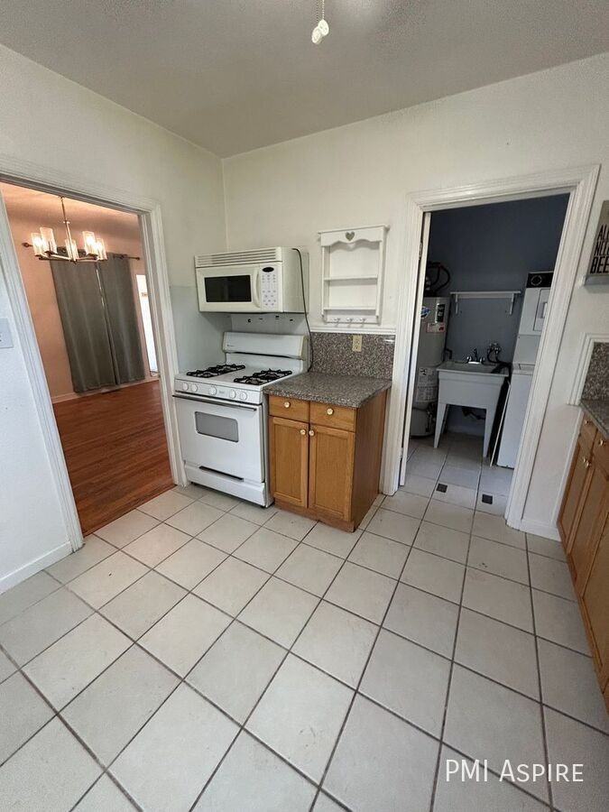 1250 Ames St - Photo 2 of 15