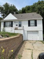 featured image of 1926 S 49th Ave