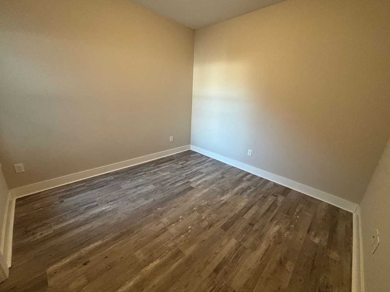 2508 W 55th St N - Photo 6 of 12