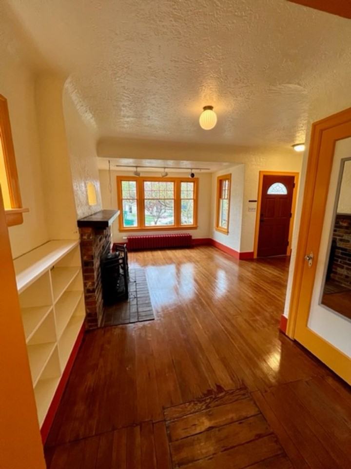 531 N 66th St - Photo 5 of 40