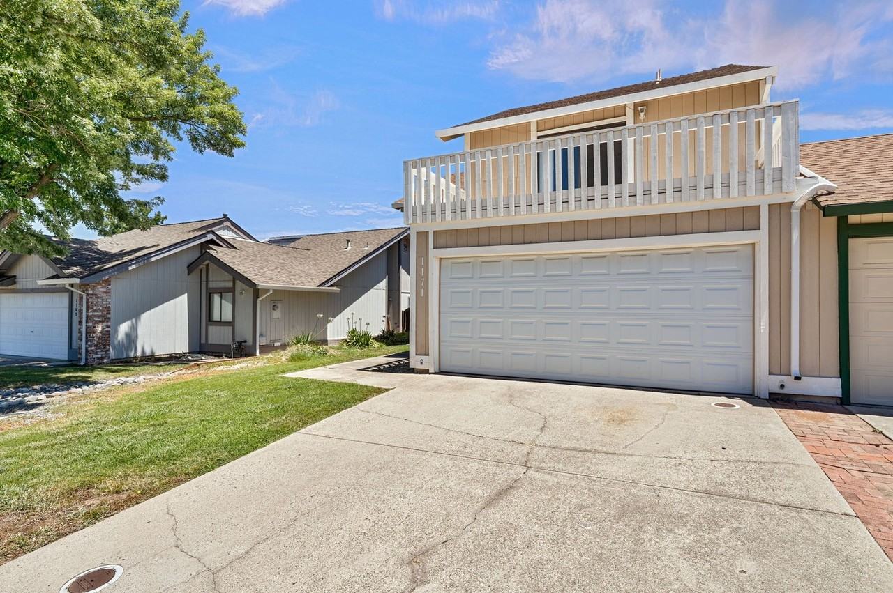 1171 Meadow Gate Dr - Photo 6 of 40