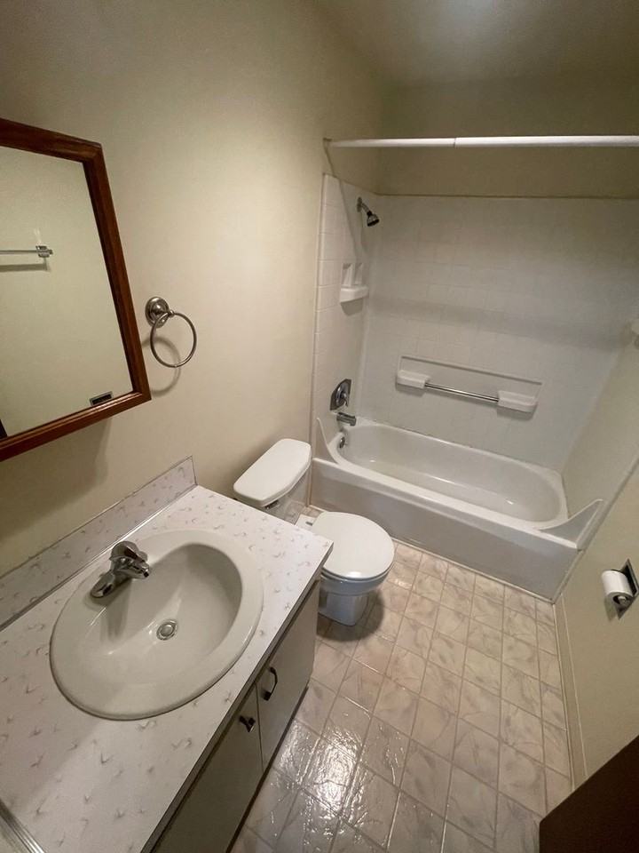 32000 Pineway Rd #14 - Photo 7 of 20