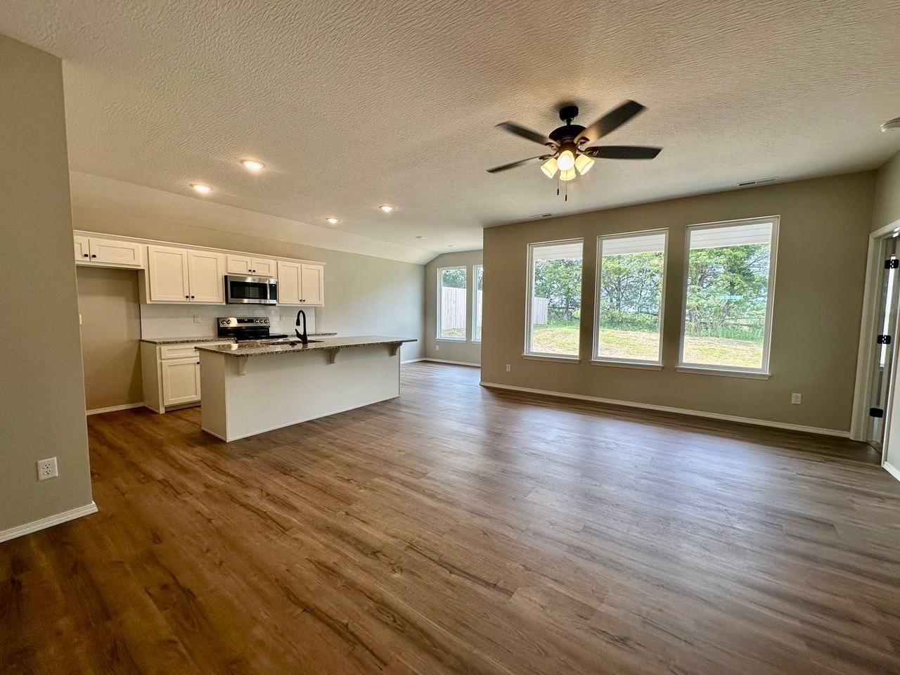 722 Swiss Rd - Photo 2 of 4